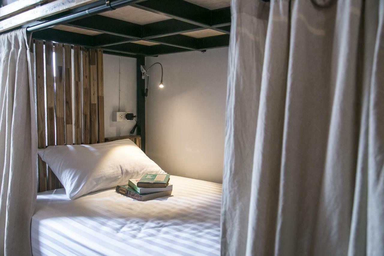 Rest Ari Boutique Hostel バンコク都 エクステリア 写真