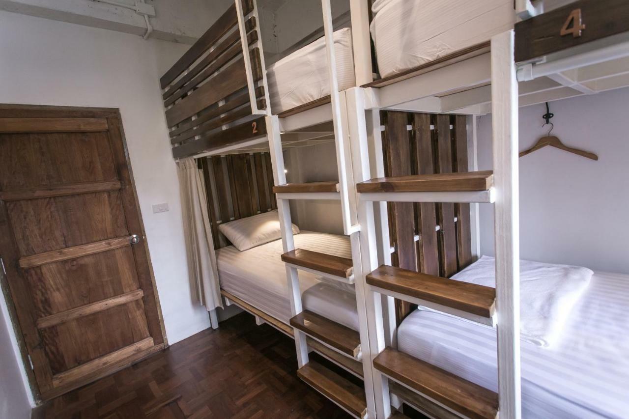 Rest Ari Boutique Hostel バンコク都 エクステリア 写真
