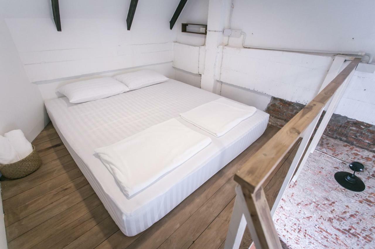 Rest Ari Boutique Hostel バンコク都 エクステリア 写真