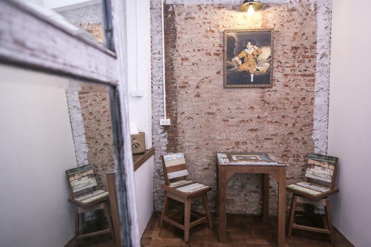 Rest Ari Boutique Hostel バンコク都 エクステリア 写真