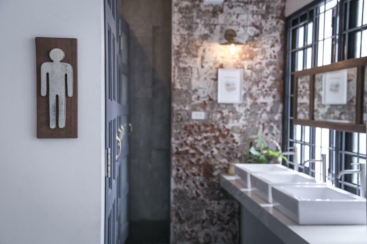 Rest Ari Boutique Hostel バンコク都 エクステリア 写真